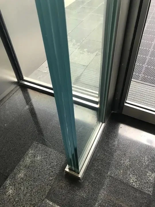 glass fins
