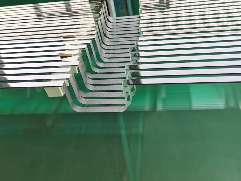 Clear glass for shower doors Clear glass for shower doors
