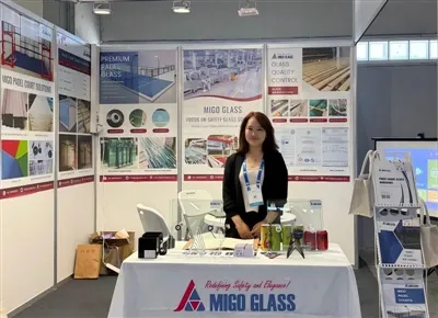 MIGO GLASS راه حل های حرفه ای شیشه پادل دادگاه را در PADEL WORLD SUMMIT 2026 ...
