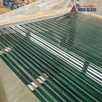 شیشه لمینت برای ویندوز