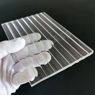 شیشه فلوت دار کم آهن